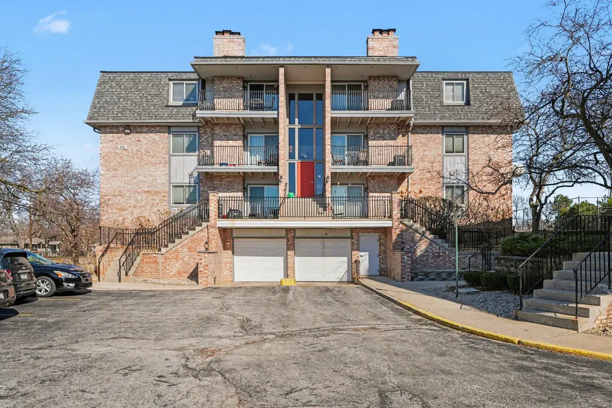 205 W Joliet Street #206, Schererville, IN 46375 - #1