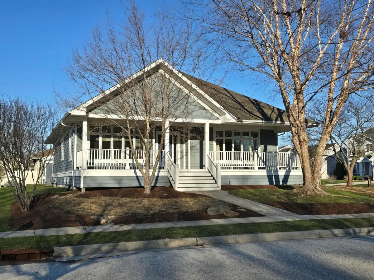 2425 Dickinson Road, Chesterton, IN 46304 - #1