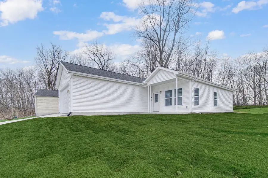 3941 Riverdale Avenue, Lake Station, IN 46405 - #3