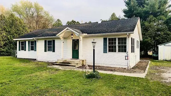 6901 E 250 S, Knox, IN 46534