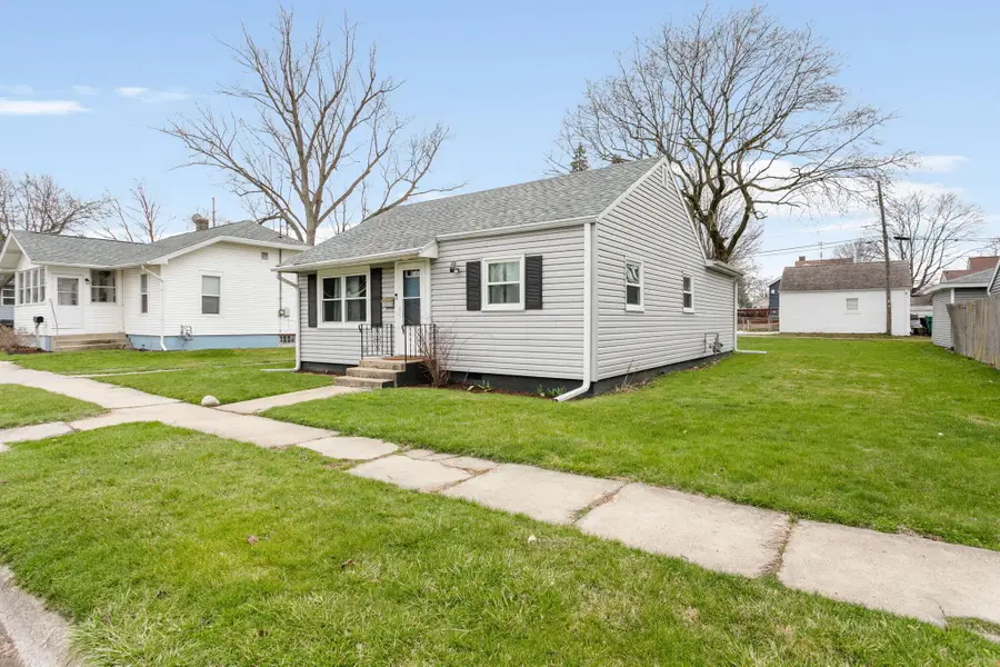 1104 Rumely Street, La Porte, IN 46350 - #3