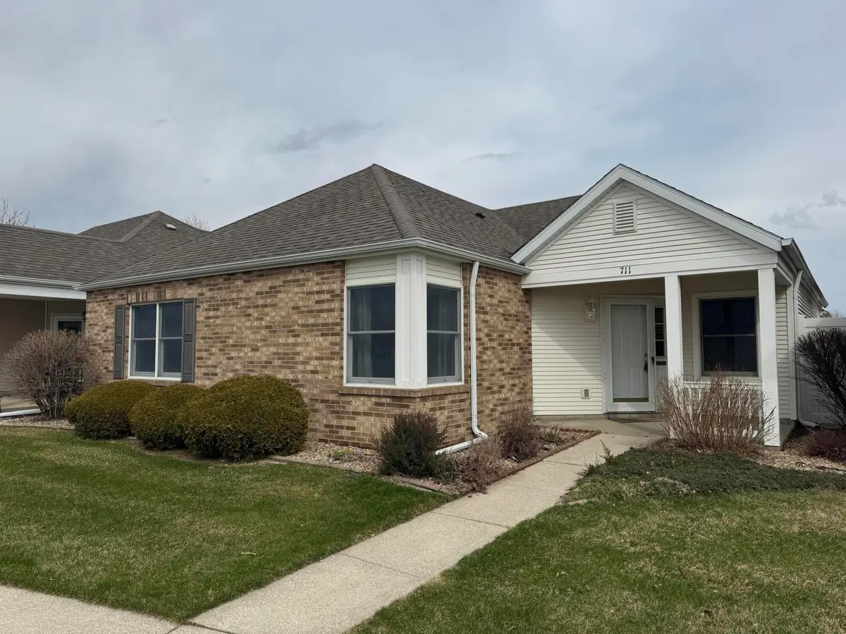 711 Meadow Brook Drive, Lowell, IN 46356 - #1