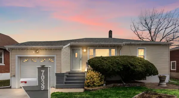 7039 California Avenue, Hammond, IN 46323