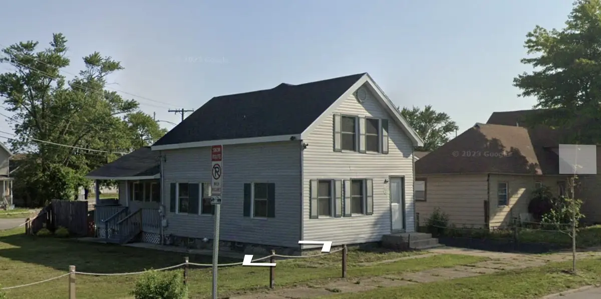 611 W 9th Street, Michigan City, IN 46360 - #1