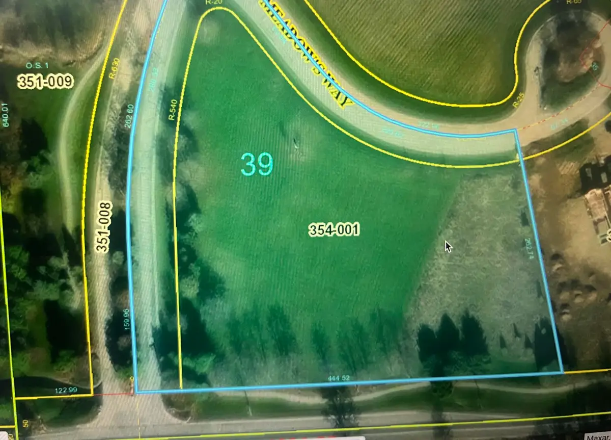 3375 Fall Meadows Circle, Valparaiso, IN 46385 - #1