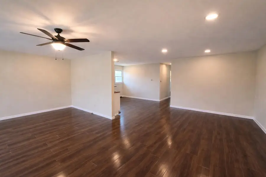 5768 Roosevelt Place, Merrillville, IN 46410 - #2