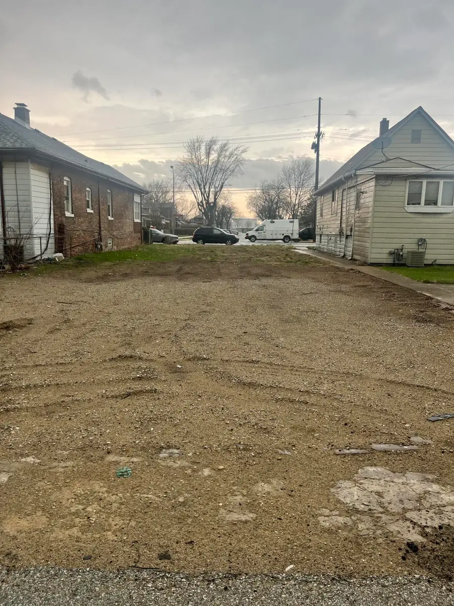 509 W Columbus Drive, East Chicago, IN 46312 - #2