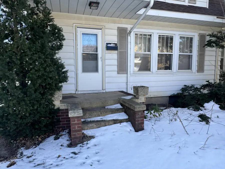 111 N Calumet Avenue, Michigan City, IN 46360 - #3