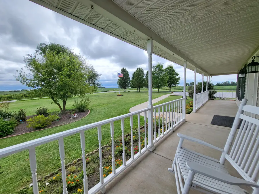 17204 Colorado Street, Hebron, IN 46341 - #2