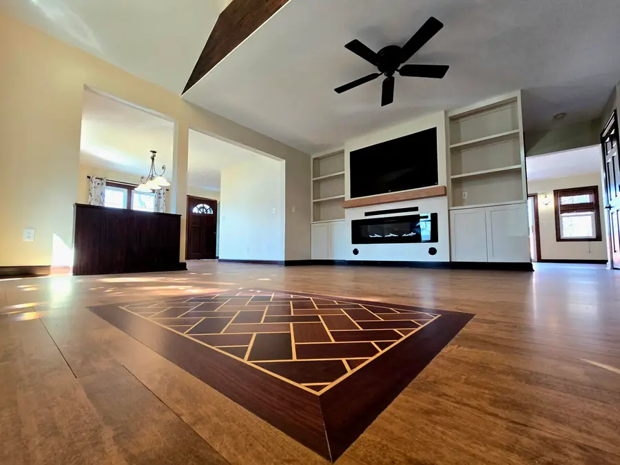 808 E 3rd Street, Hobart, IN 46342 - #3