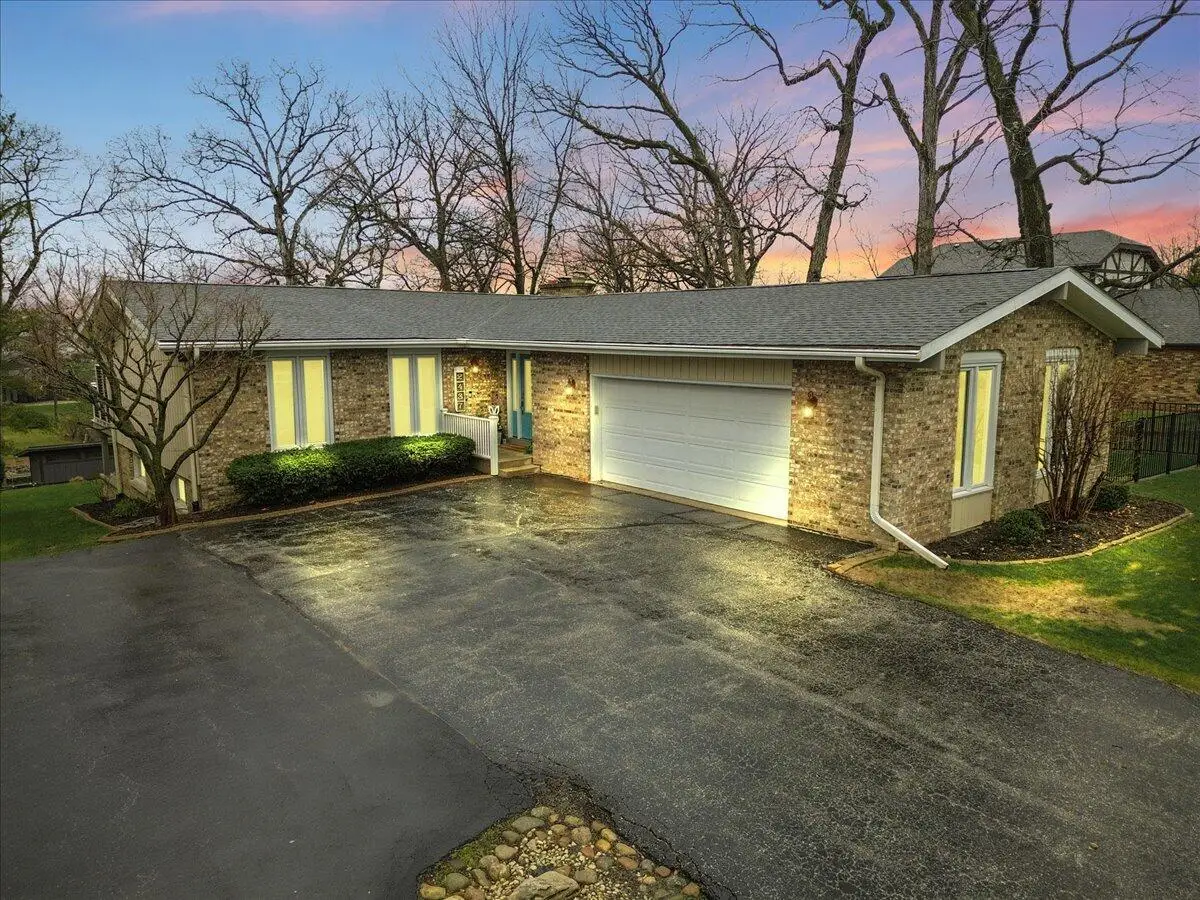 2437 E Lakeshore Drive, Crown Point, IN 46307 - #1