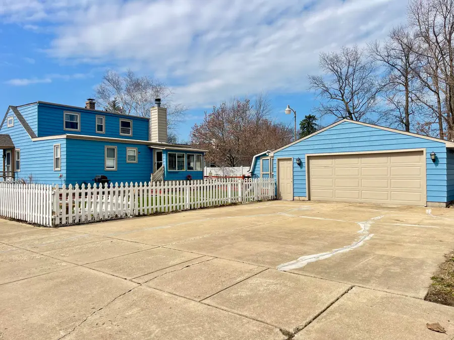 147 S Connecticut Street, Hobart, IN 46342 - #2