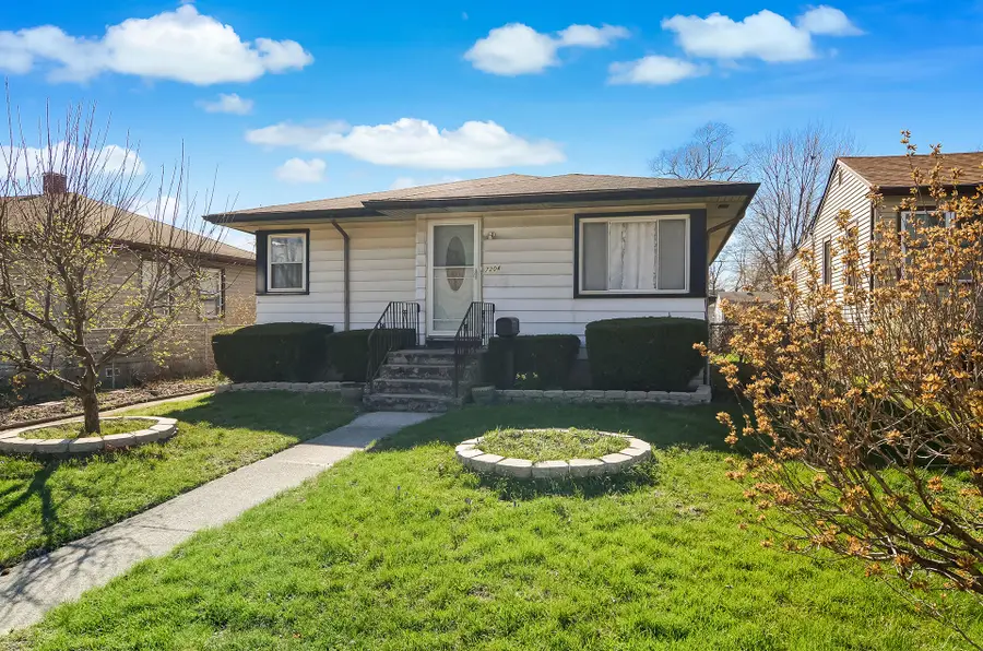 7204 Schneider Avenue, Hammond, IN 46323 - #2