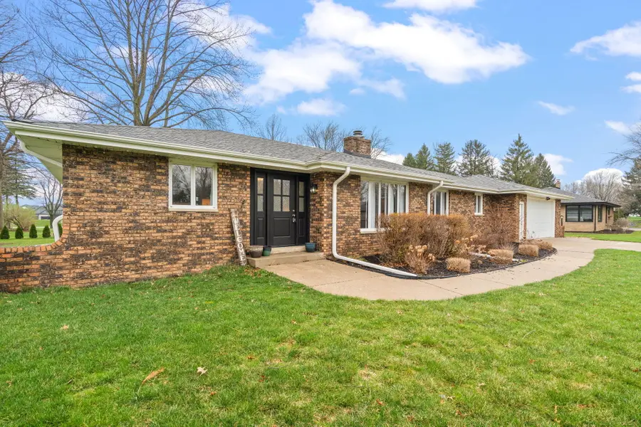 9468 Hilltop Drive, Saint John, IN 46373 - #3