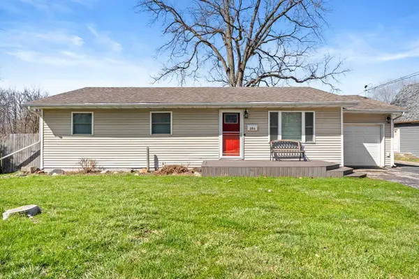 204 Wagner Road, Porter, IN 46304