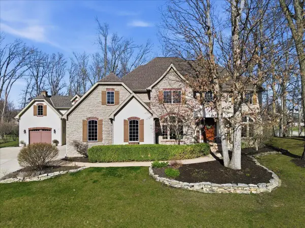 1030 Foy Court, Crown Point, IN 46307