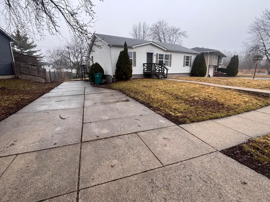 2394 W 61st Place, Merrillville, IN 46410 - #2