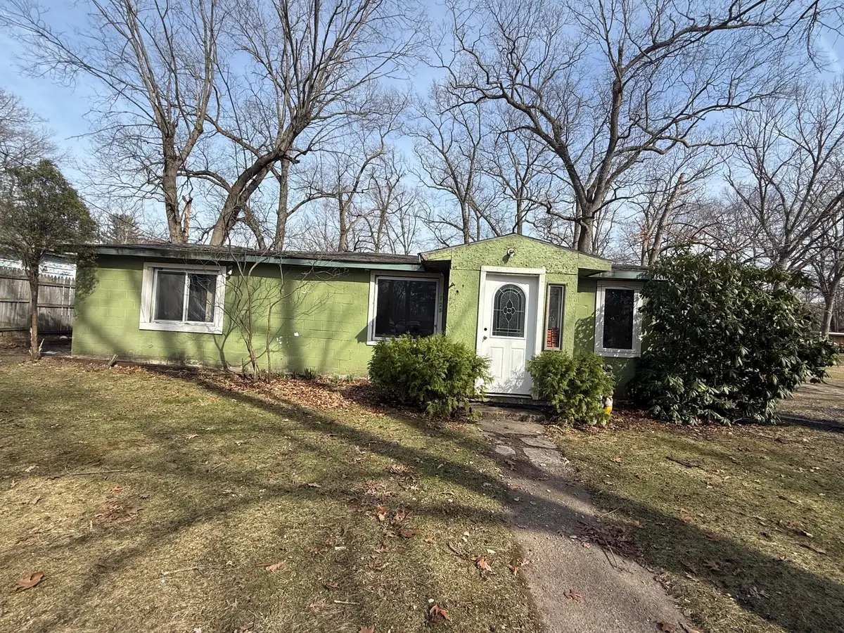 725 Minnie Street, Michigan City, IN 46360 - #1