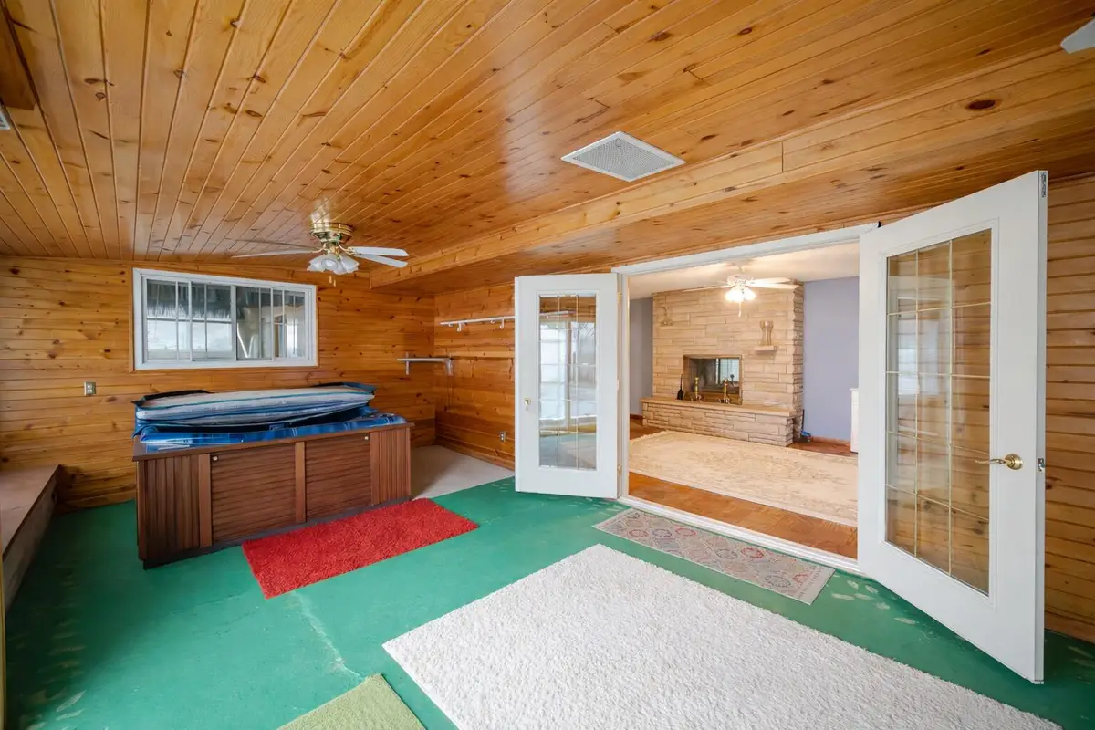 2450 S Mary's Lane S, Rensselaer, IN 47978 - #1