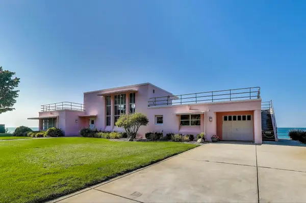 250 W Lake Front Drive W, Beverly Shores, IN 46301