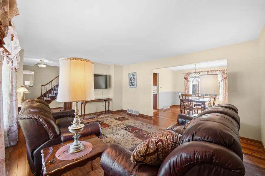 9456 Walnut Drive, Munster, IN 46321 - #2