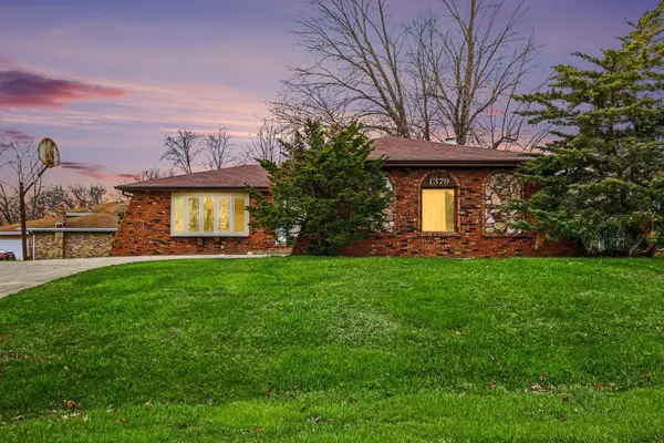 1379 Leeward Road, Crown Point, IN 46307