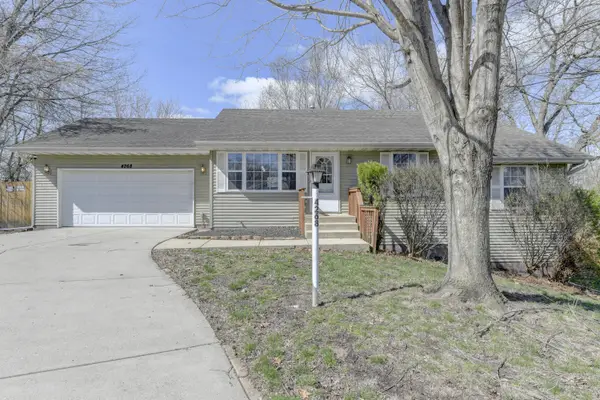 4268 Deer Run, Lake Station, IN 46405