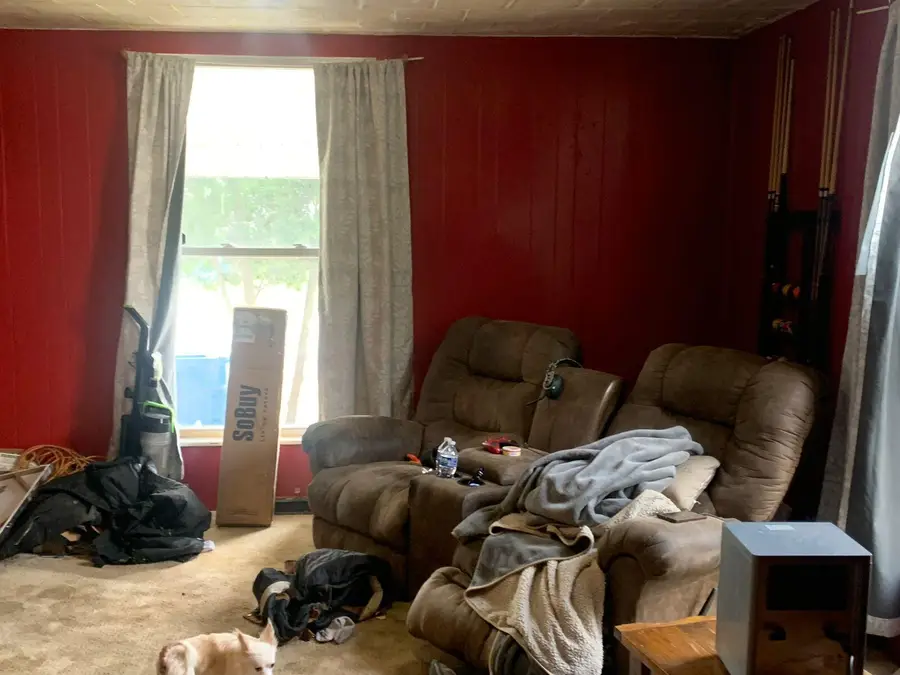 209 E Cyrus Street, Farmersburg, IN 47850 - #2