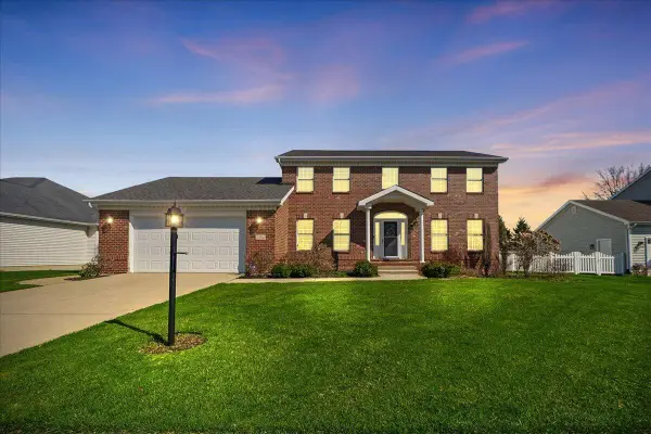 2154 Carlisle Lane, Valparaiso, IN 46385