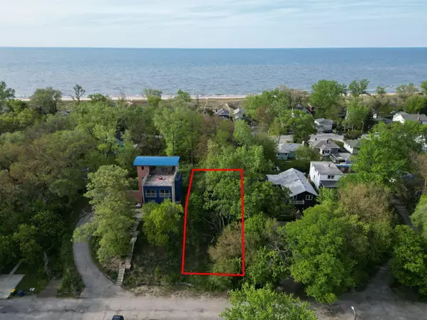 7632 Maple Avenue, Gary, IN 46403