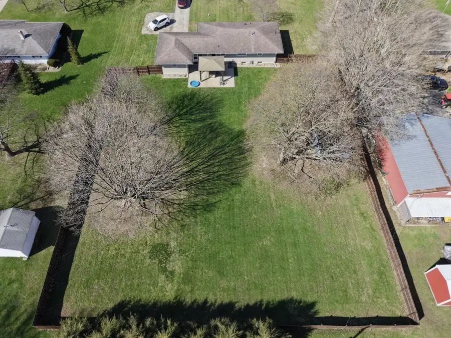 102 W 250 S, La Porte, IN 46350 - #3