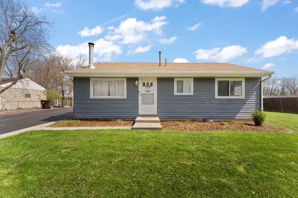 5404 Smilax Lane, Valparaiso, IN 46383