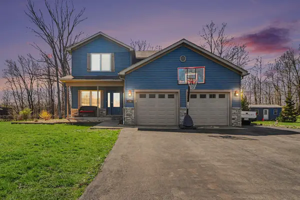 190 E Mekeland Road, Chesterton, IN 46304