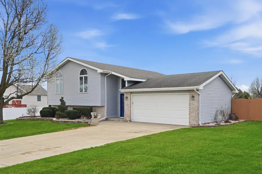 6325 W 89th Avenue, Crown Point, IN 46307 - #2