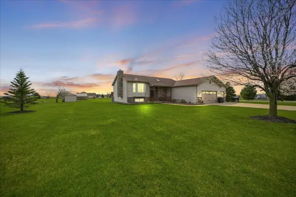 9197 W 196th Avenue, Lowell, IN 46356