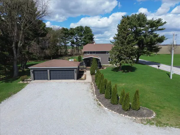 19110 Clark Street, Lowell, IN 46356