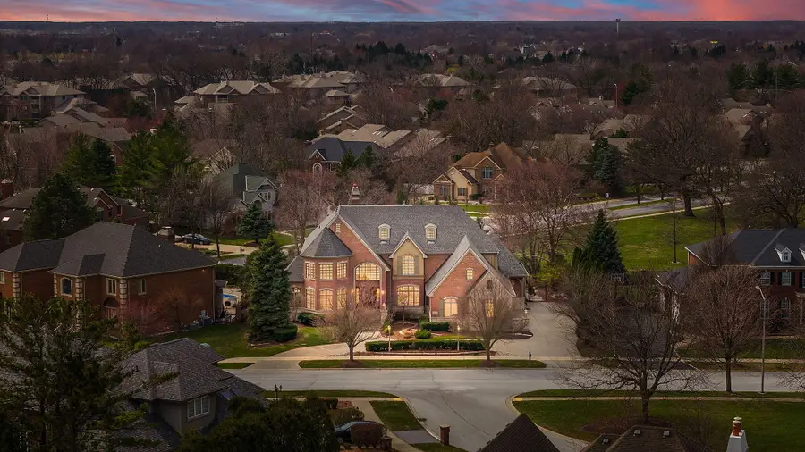 10224 Cherrywood Lane, Munster, IN 46321 - #3