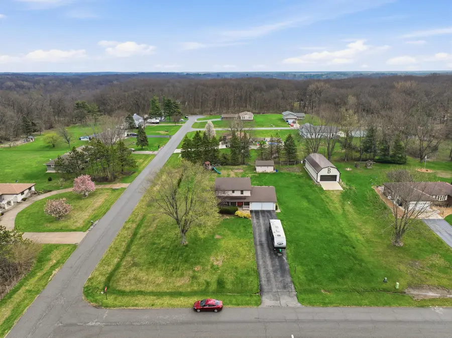 51 Goldenrod Drive, Valparaiso, IN 46385 - #2