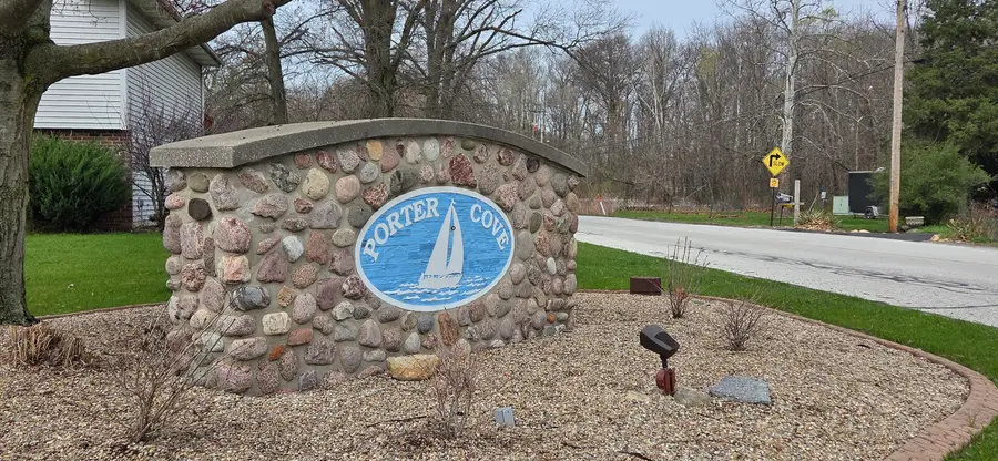 1367 Dixon Pkwy, Chesterton, IN 46304 - #2