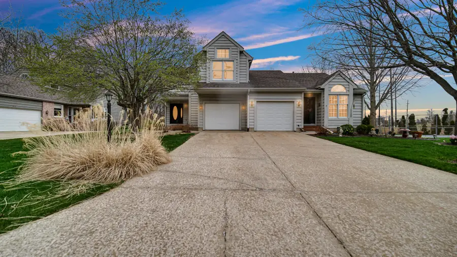 3808 Chimney Hill Drive, Valparaiso, IN 46383 - #3