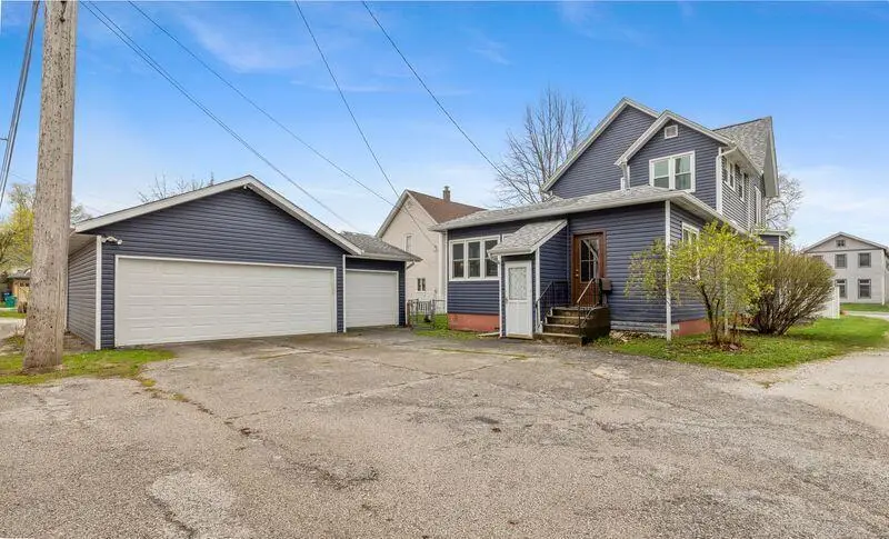 1305 Indiana Avenue, La Porte, IN 46350 - #2