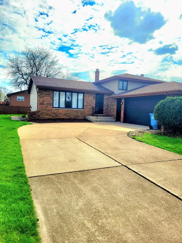 939 Devonshire Lane, Dyer, IN 46311