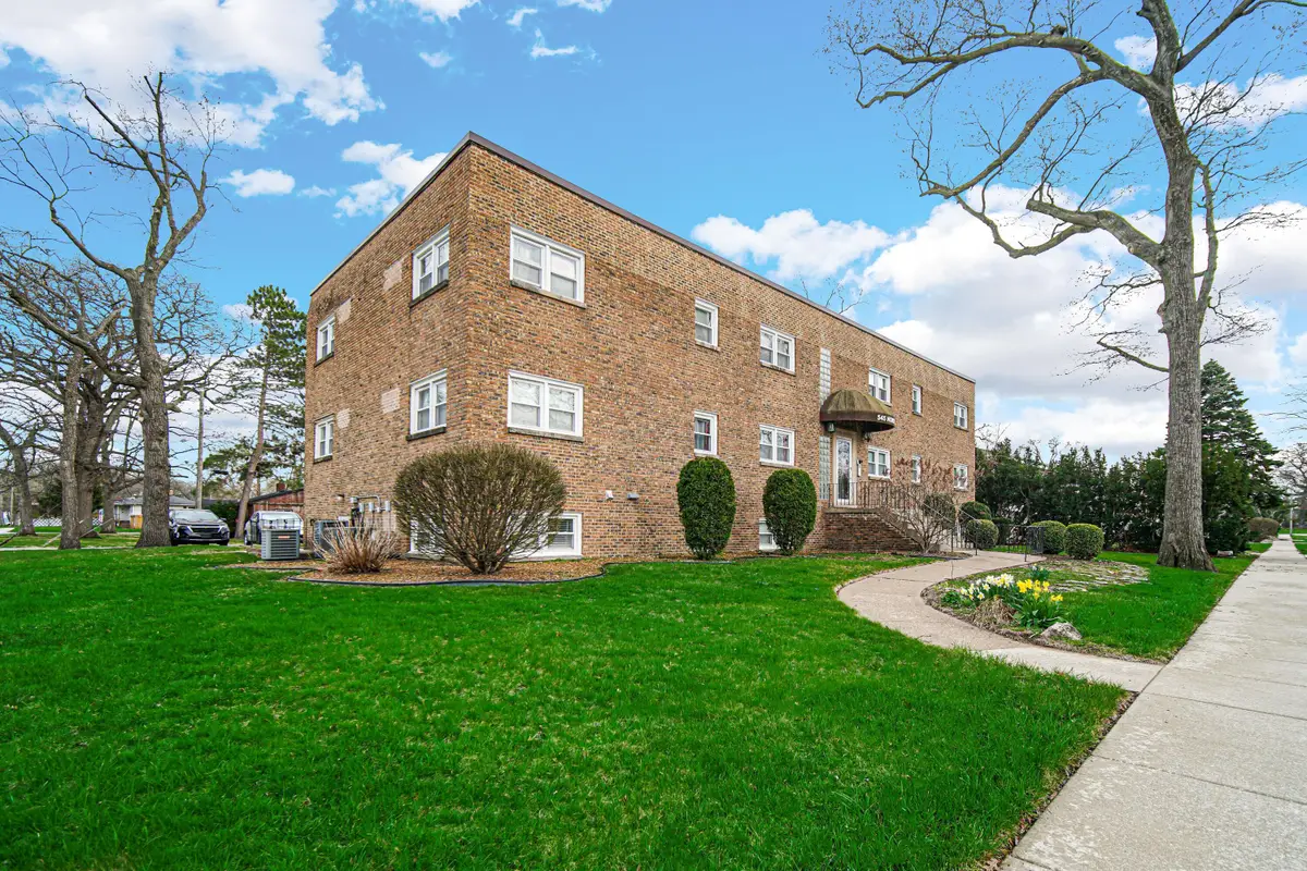 545 N Oakwood Street #7, Griffith, IN 46319 - #1