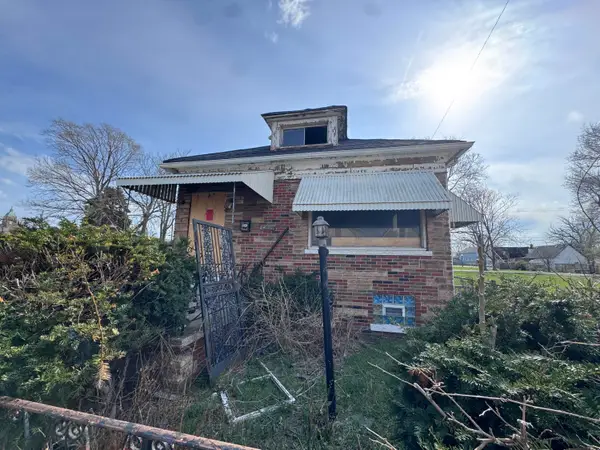4833 Mccook Avenue, East Chicago, IN 46312