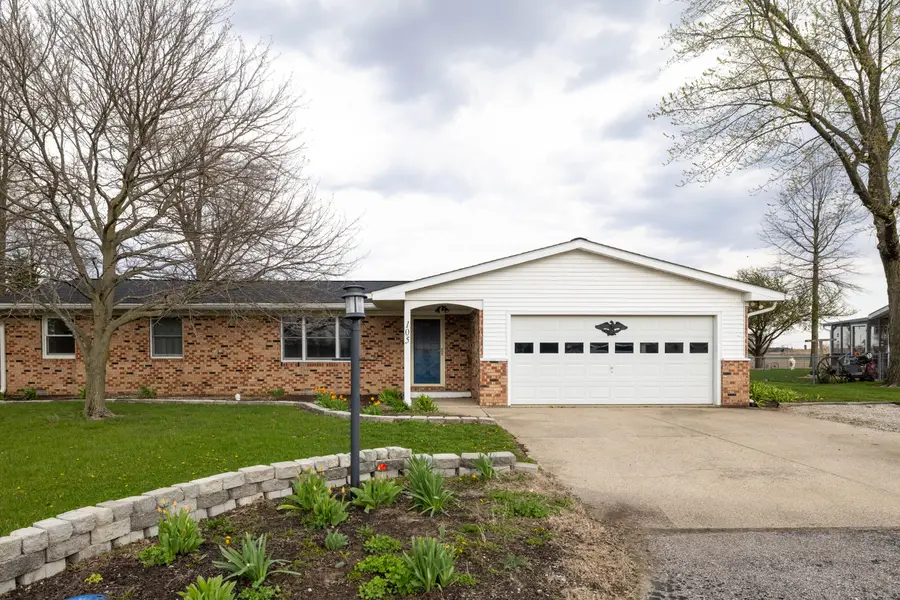 105 N Homer Lane, Wolcott, IN 47995 - #2