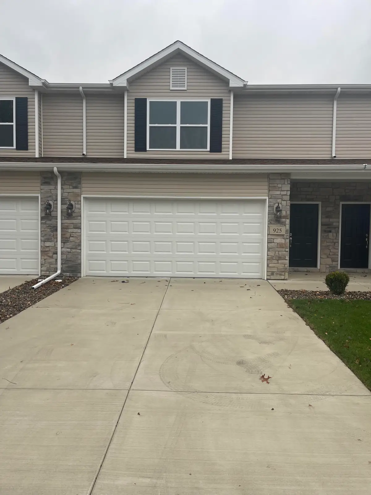 925 Paula Court, Hobart, IN 46342 - #1