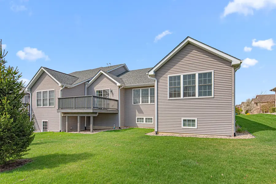 2324 Waterford Circle E, Schererville, IN 46375 - #3