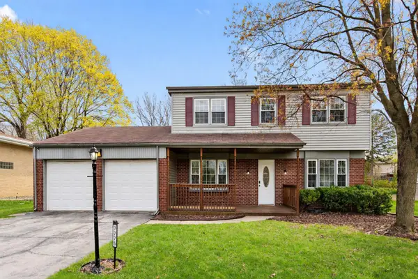 7775 Delaware Place, Merrillville, IN 46410
