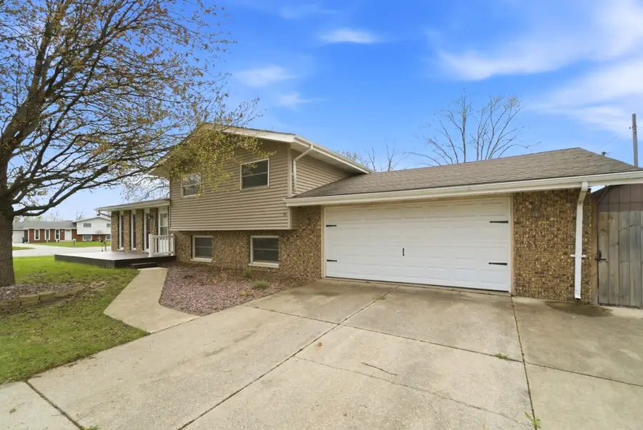9830 Mckinley Street, Crown Point, IN 46307 - #3