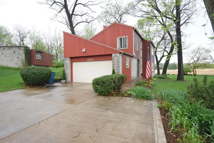 850 W Winding Road, Rensselaer, IN 47978 - #2